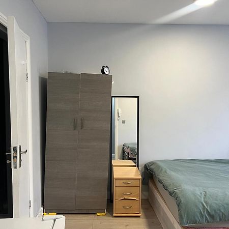 Sterne Street 4 Person Room London Eksteriør billede