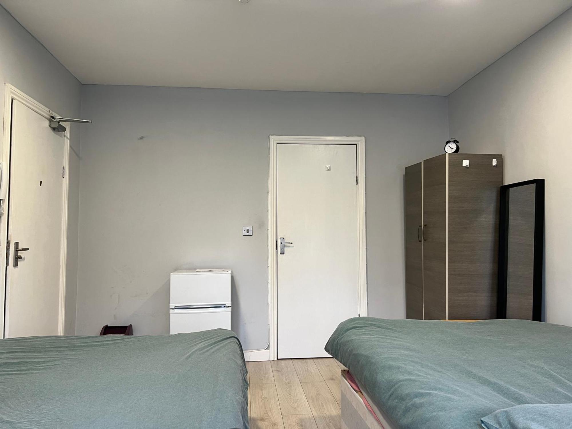 Sterne Street 4 Person Room London Eksteriør billede