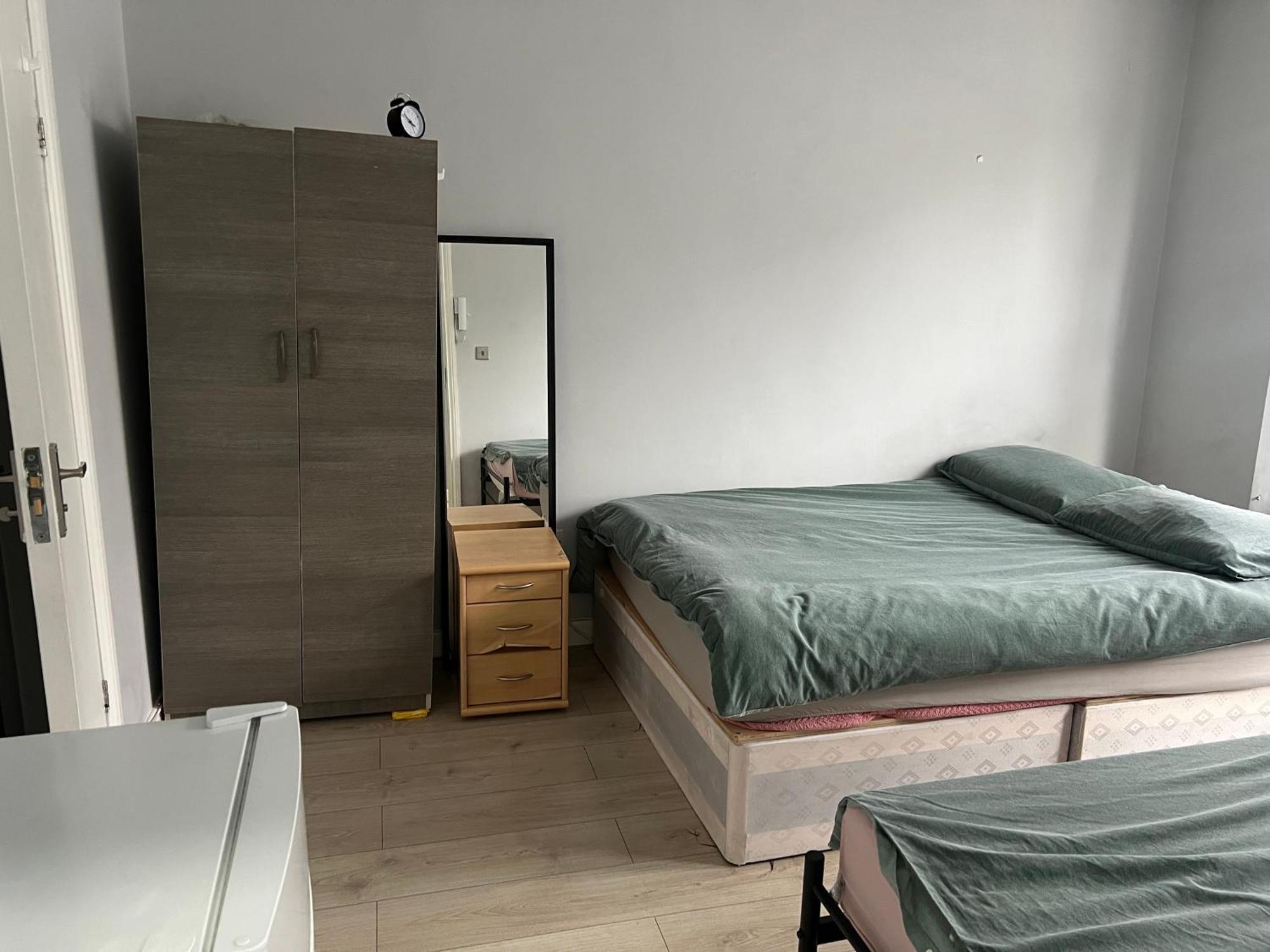 Sterne Street 4 Person Room London Eksteriør billede